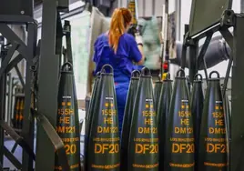 La mayor compañía de armas alemana suministrará a Ucrania «cientos de miles» de proyectiles en 2024