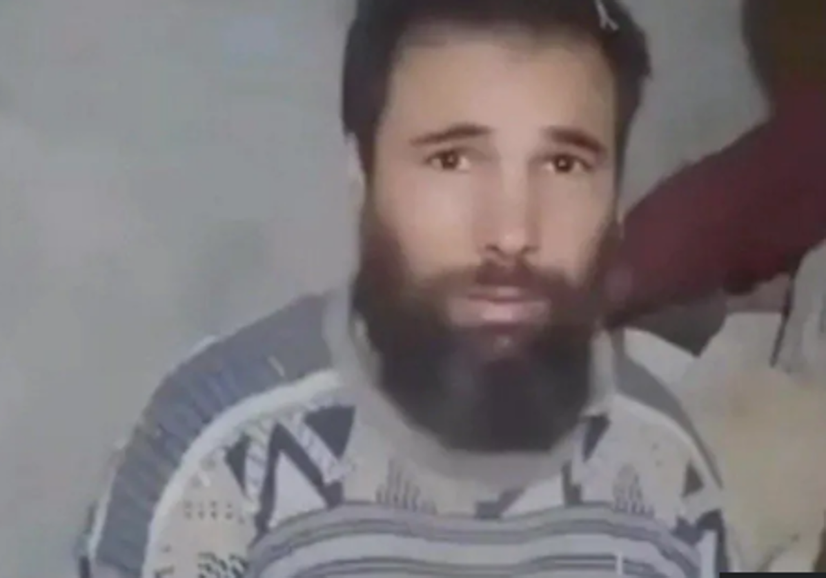 Omar bin Omran tras ser rescatado del sótano en que había permanecido durante 26 años en Argelia