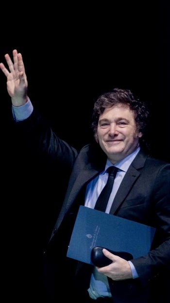 Javier Milei durante el acto 'Viva 24' de VOX, en el Palacio de Vistalegre