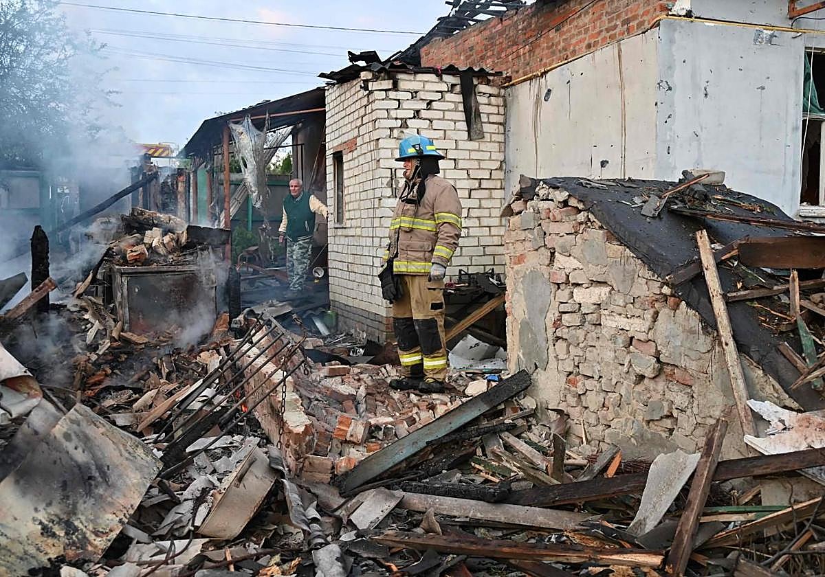 Destrozos provocados por un dron en Járkov, Ucrania, en una imagen de archivo