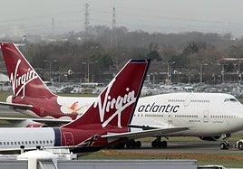 Obligados a dar la vuelta: un hombre desnudo siembra el caos en un vuelo entre ciudades de Australia