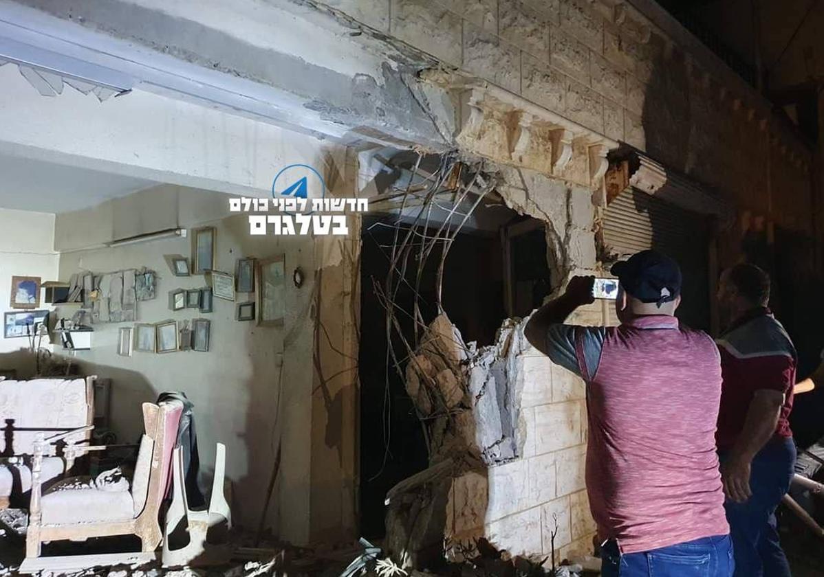Una niña muerta en un bombardeo israelí en el centro de Siria