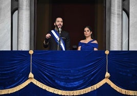 Bukele  asume su segundo mandato y pide a los salvadoreños «defender incondicionalmente al Gobierno sin quejarse»