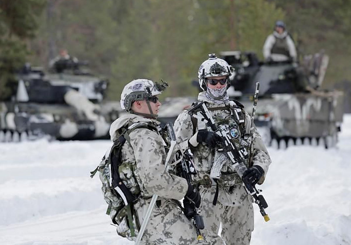 Soldados durante las maniobras 'Respuesta nórdica' de la OTAN