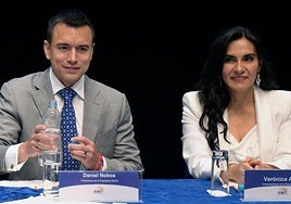 La oposición en Ecuador salva del juicio inmediato a la vicepresidenta y su Gobierno habla de «sucio pacto político»