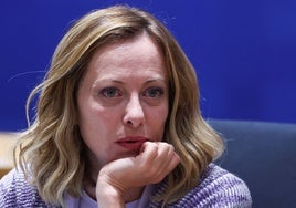«Duce, Duce, Duce». Meloni condena frases fascistas y antisemitas de jóvenes de su partido