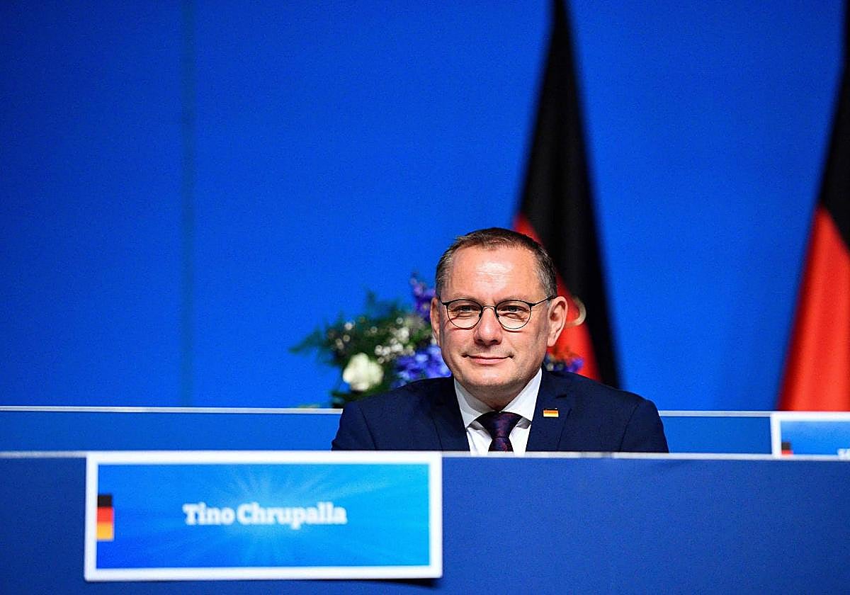 Tino Chrupalla, reelegido colíder de la AfD