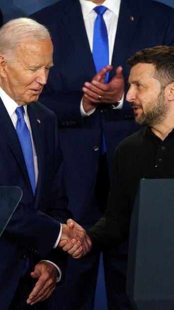 Biden y Zelenski en la reciente cumbre de la OTAN en Washington