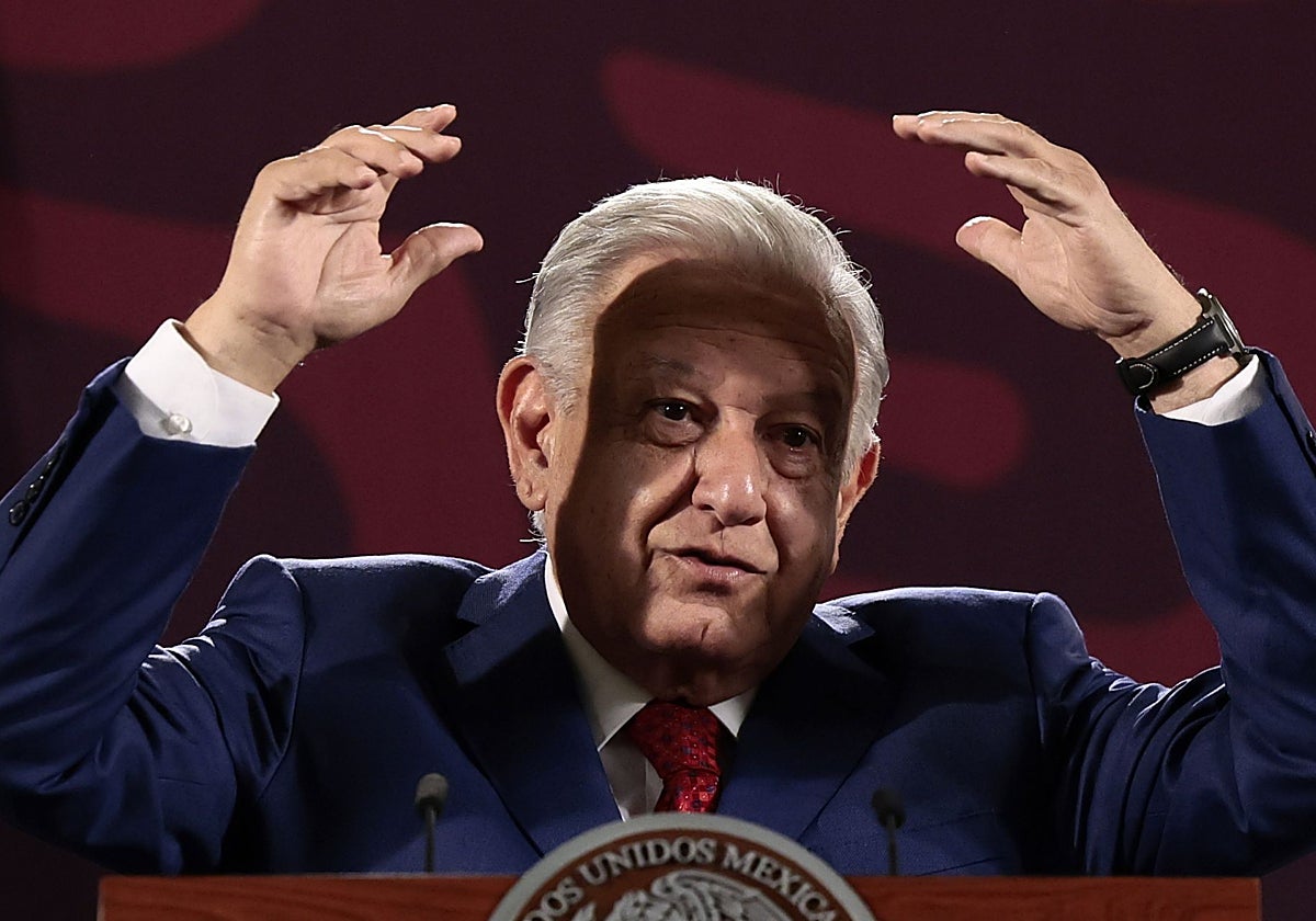 López Obrador participa este viernes durante su conferencia de prensa matutina en Palacio Nacional de la Ciudad de México