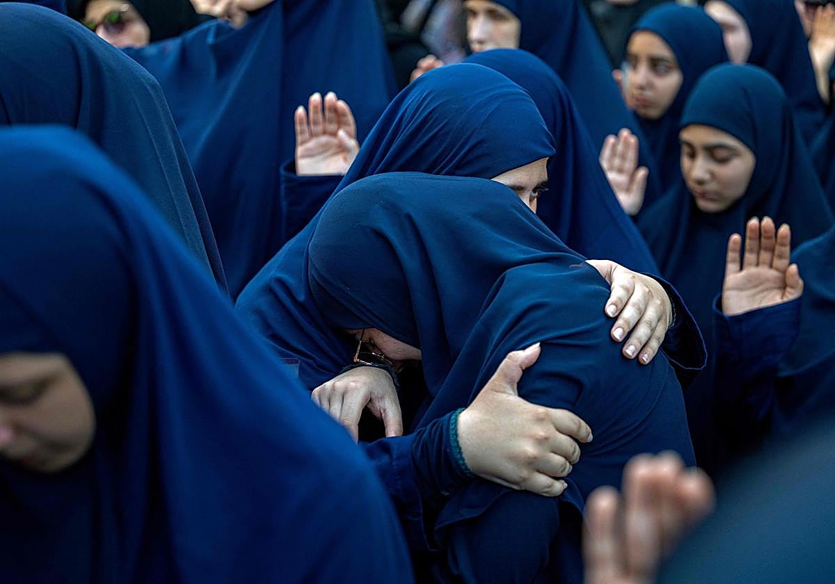 Funeral en Beirut por ls víctimas del ataque israelí