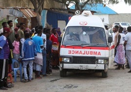 Al menos 37 muertos en un atentado islamista en una playa de Somalia