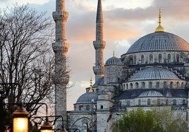 Al menos cinco heridos en un apuñalamiento en una mezquita en Turquía