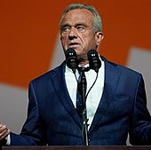 El candidato independiente Robert F. Kennedy Jr. sopesa poner fin a su campaña para unirse a Trump