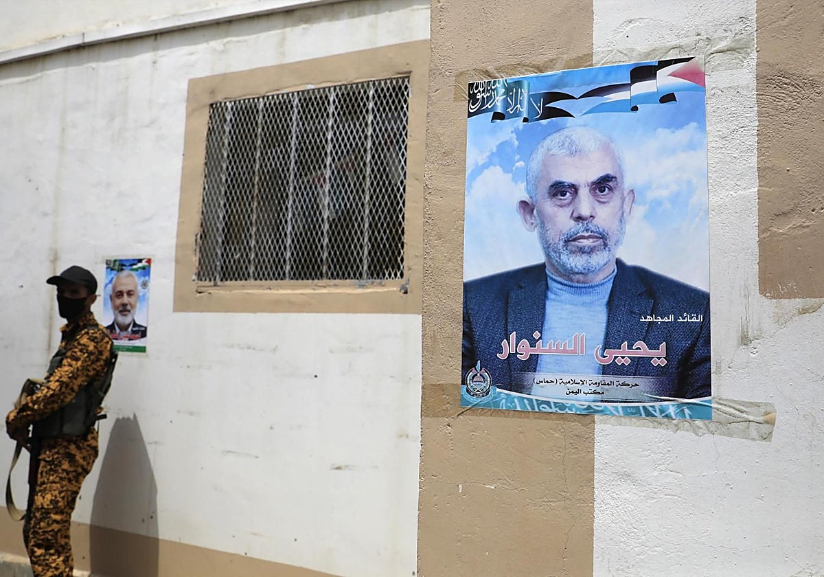 Miembros del gobierno liderado por los hutíes visitan la oficina de Hamás en Saná