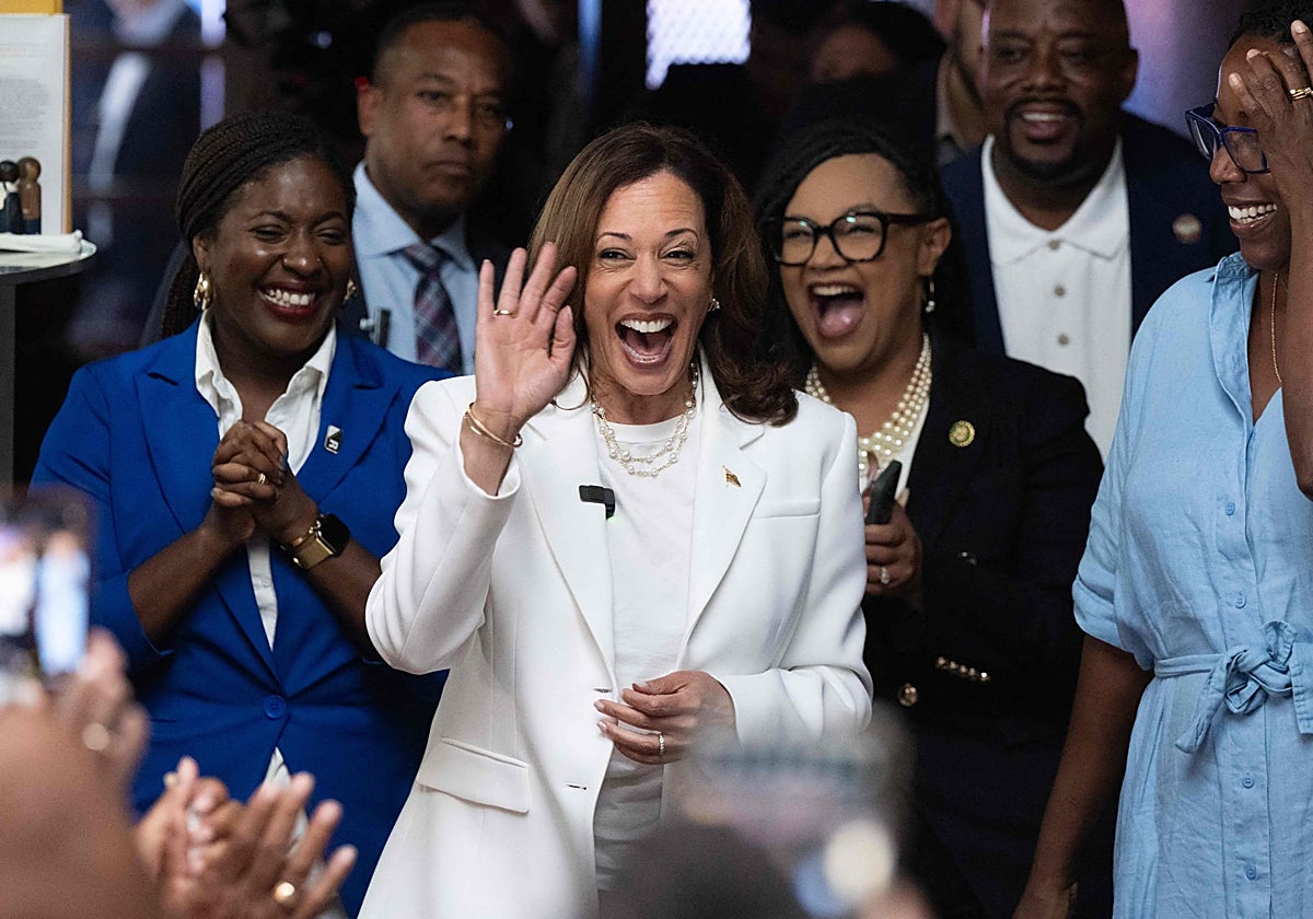 Kamala Harris visita un evento de reconocimiento a los voluntarios en Georgia