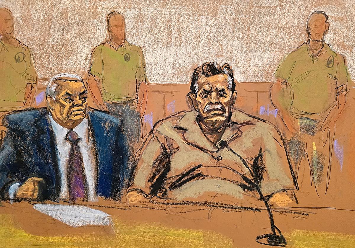 Ismael 'El Mayo' Zambada y su abogado, retratados durante la sesión del juicio