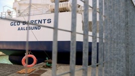Italia multa a Médicos Sin Fronteras y bloquea 60 días uno de sus barcos tras el rescate de 191 personas