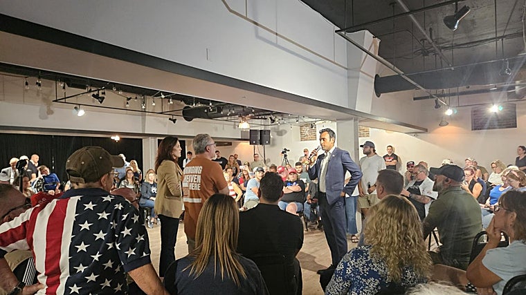 Encuentro con vecinos con Vivek Ramaswamy