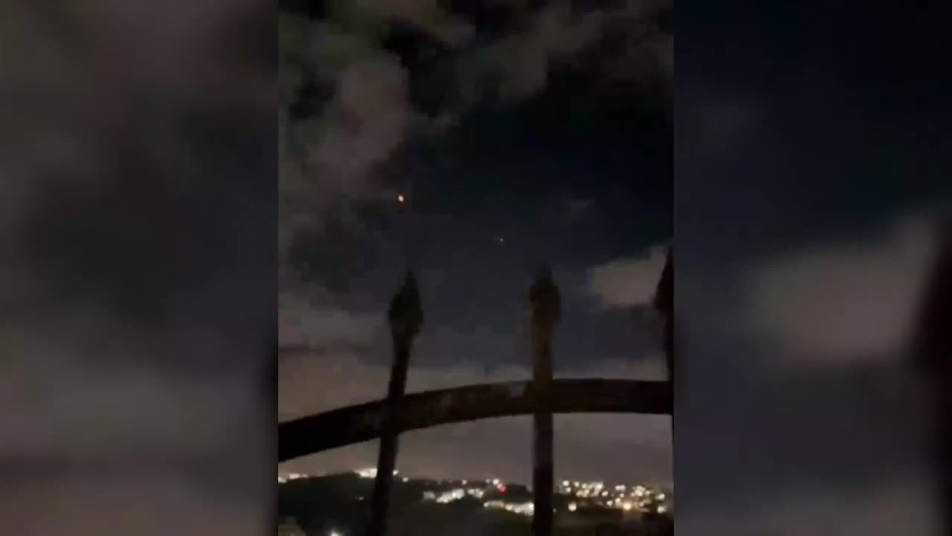 Irán ataca a Israel con misiles en medio de una escalada militar en Oriente Medio