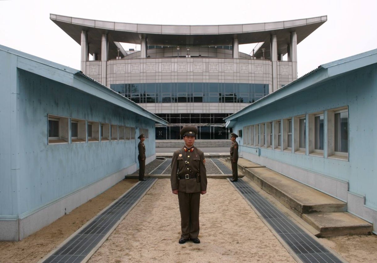 Border closed between the two Koreas at Panmunjom post from the north.