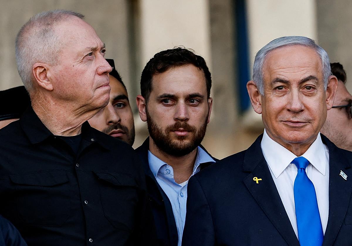 El primer ministro israelí, Benjamín Netanyahu, y el hasta ahora titular de Defensa, Yoav Gallant
