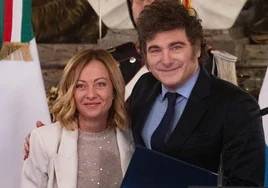 La primera ministra italiana, Giorgia Meloni, y el presidente argentino, Javier Milei