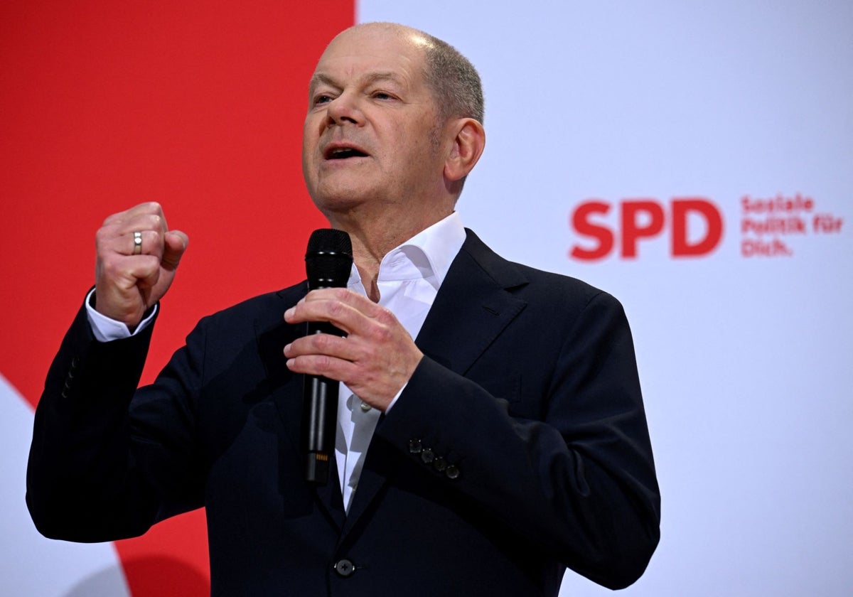 El canciller alemán y candidato socialdemócrata a las elecciones, Olaf Scholz, en rueda de prensa