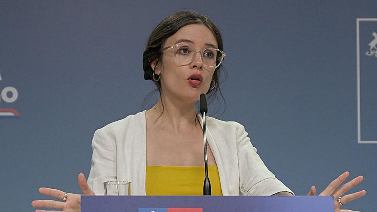 Camila Vallejo, durante la rueda de prensa