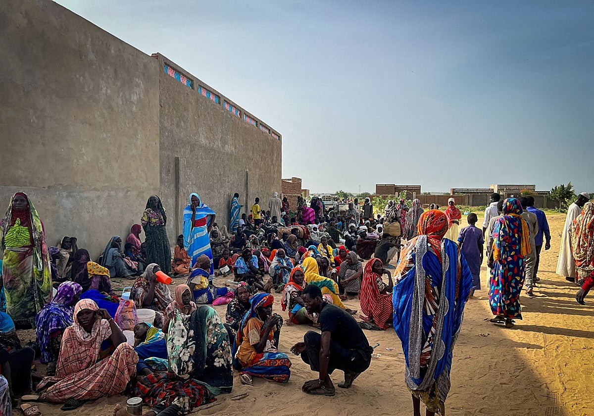 na oleada de refugiados sudaneses llega al hospital de Adre