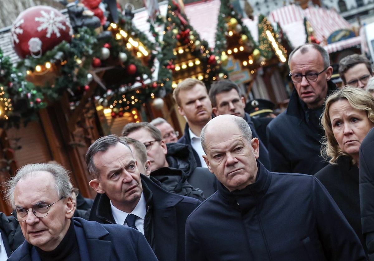 Olaf Scholz, en el mercadillo de Navidad que sufrió el ataque de este viernes