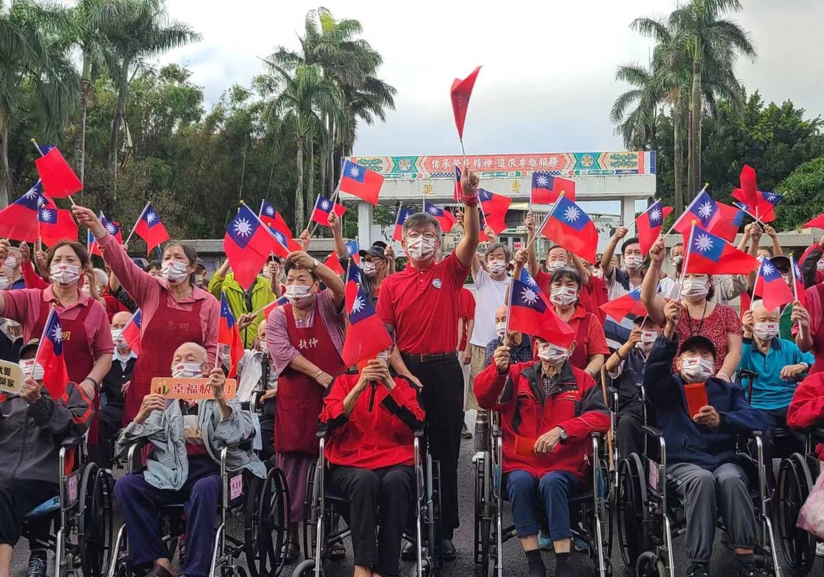 Combatientes centenarios agotan sus días mientras jóvenes taiwaneses se preparan para un hipotético ataque chino