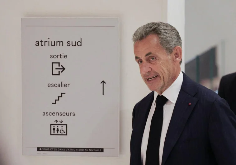 Sarkozy-kuuC-U7072902259y8-758x531@diario_abc.jpg