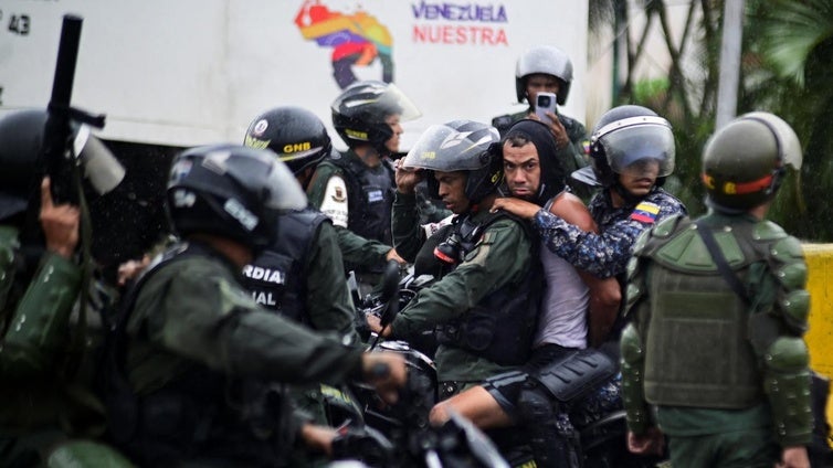 La Fiscalía chavista anuncia la excarcelación de otros 146 detenidos por protestar contra el fraude electoral de Maduro