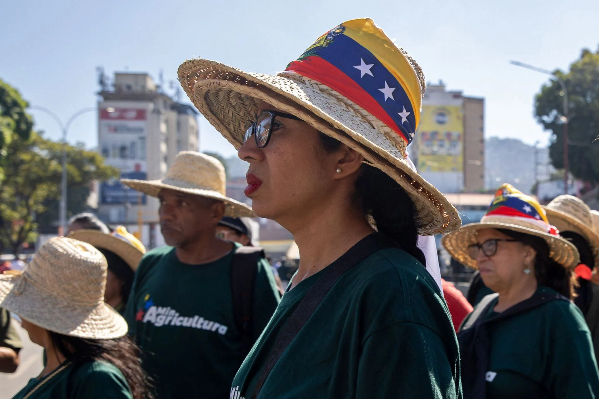 En imágenes | Miles de personas se unen en Venezuela a las protestas contra Maduro