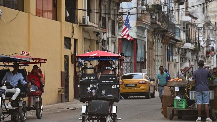 Una traición y una vergüenza: la reacción sobre la decisión de Biden de retirar a Cuba de la lista de países patrocinadores del terrorismo