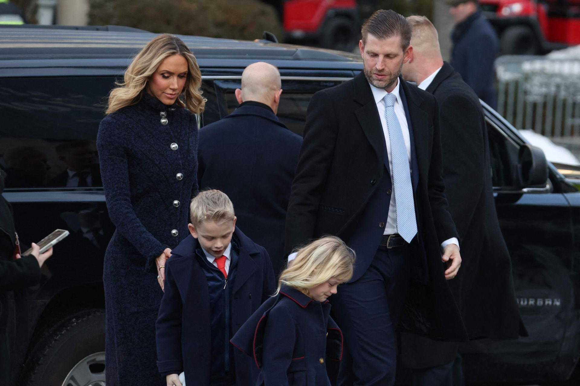 Eric Trump, segundo hijo del presidente, junto a su esposa, Lara. La nuera del republicano ha jugado un papel muy importante en su campaña, y se espera que también tenga un rol relevante en su Gobierno