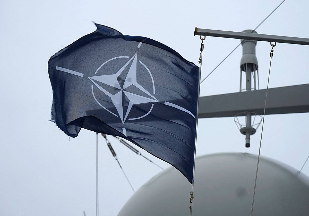 La fragata insignia de la OTAN Tromp en Tallin
