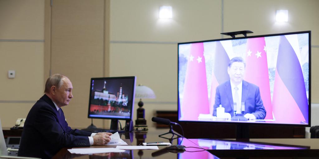 Putin y Xi reivindican sus buenas relaciones en una videoconferencia tras la investidura de Trump