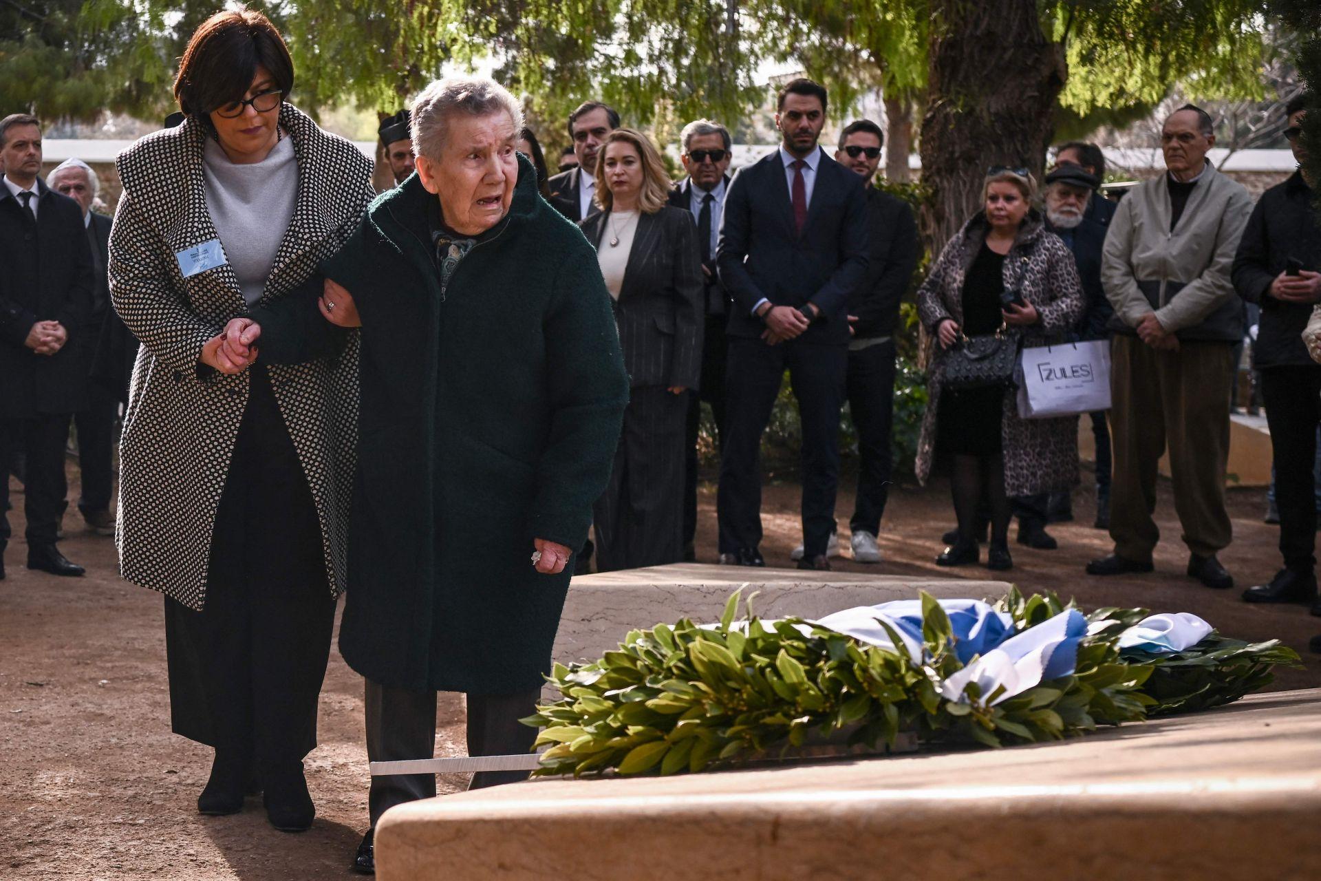 Tanto los que lo vivieron de niños como sus hijos y sucesores han vuelto al lugar donde vivieron un infierno. El recuerdo, especialmente de los polacos, hizo que las lágrimas brotaran sin cesar.