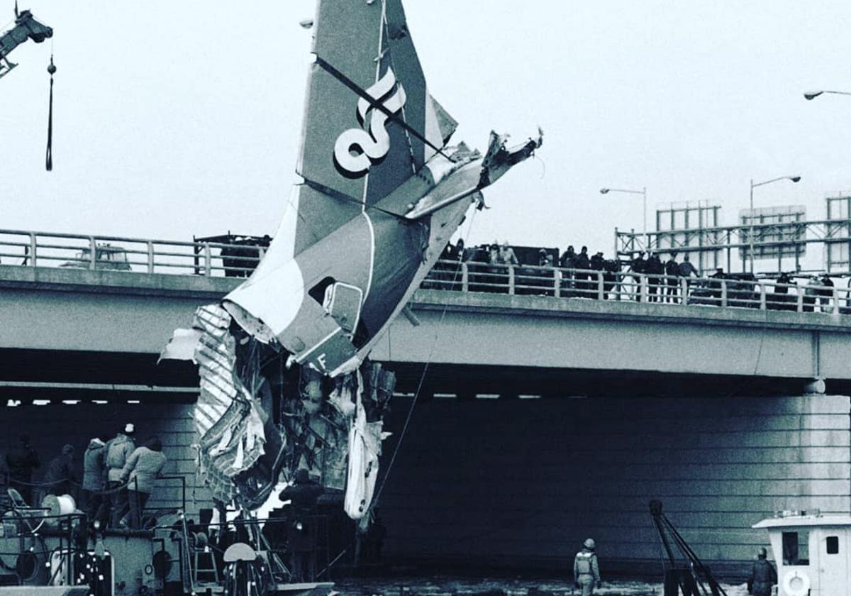 Restos del avión siniestrado en el río Potomac en enero de 1982