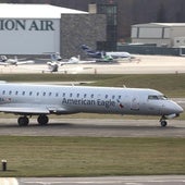 Así eran el avión Bombardier CRJ700 y el helicóptero Blackhawk que han colisionado en Washington