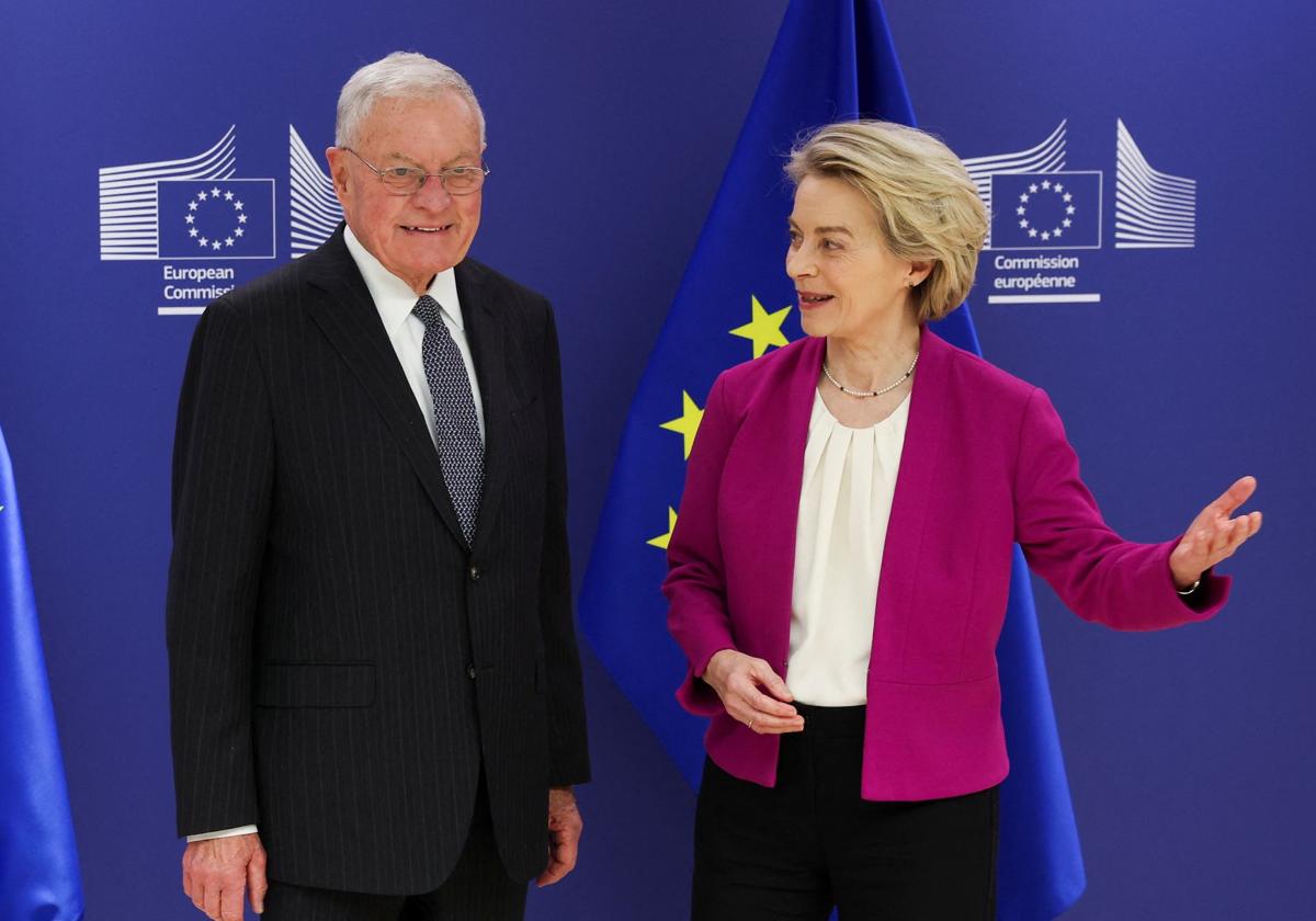 La presidenta de la Comisión Europea, Ursula von der Leyen, recibe al enviado de Trump, el general Keith Kellogg