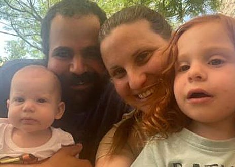 Imagen secundaria 1 - La familia Bibas, secuestrada por Hamás en el ataque del 7 de octubre