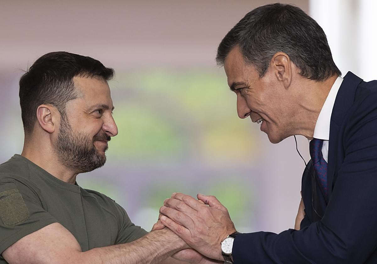 Pedro Sánchez viaja a Ucrania para asistir a una cumbre por el tercer aniversario del estallido de la guerra: noticias en directo y última hora hoy