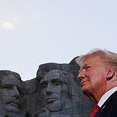 FALSA TRUMP RUSHMORE