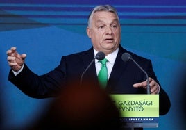 Orbán revocará el pasaporte a los húngaros con doble nacionalidad