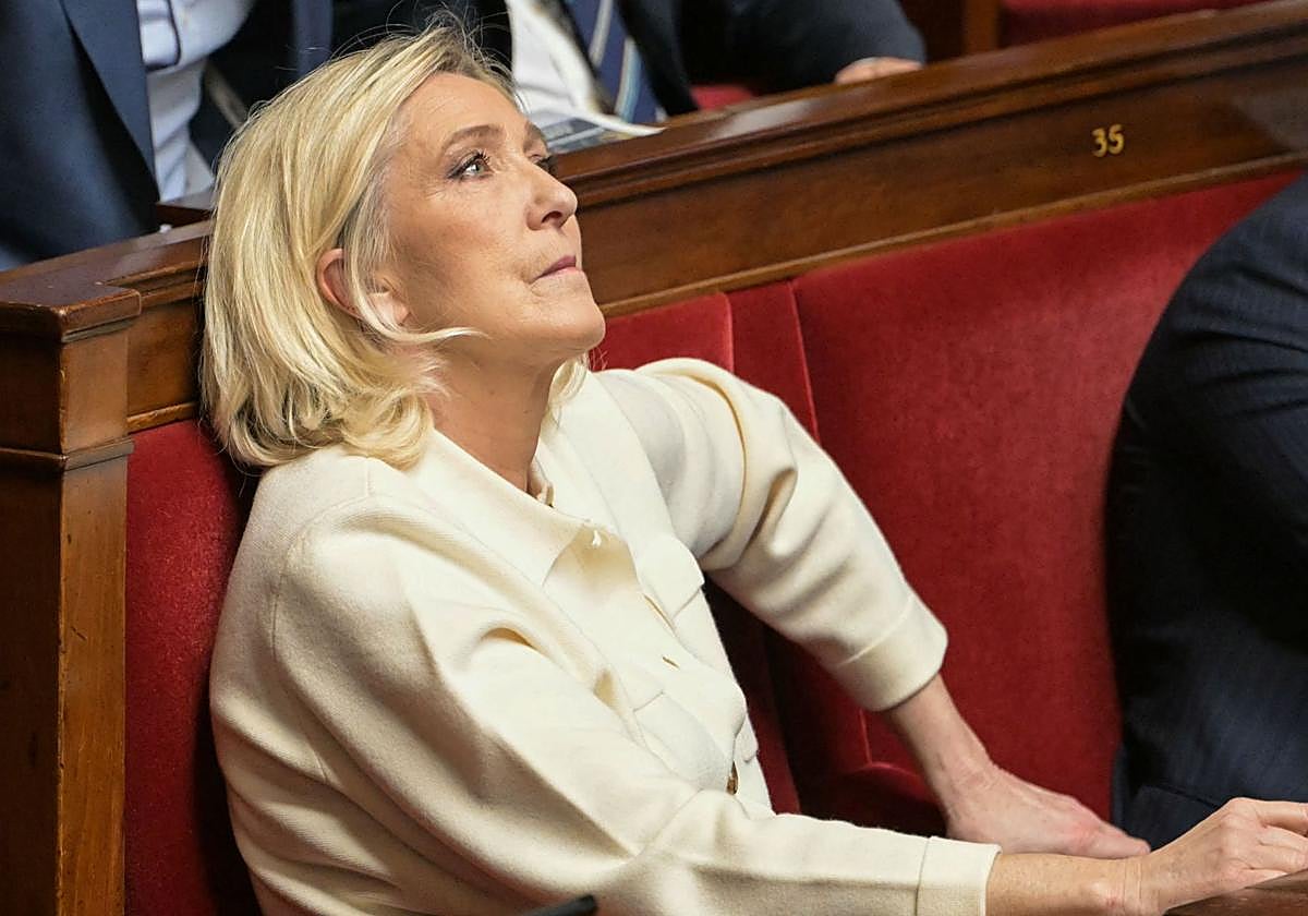 Marine Le Pen y su padre utilizaban fondos públicos europeos para crear puestos de trabajo ficticios