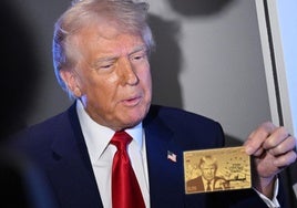 Trump presenta su «tarjeta dorada»: residencia en EE.UU. por cinco millones