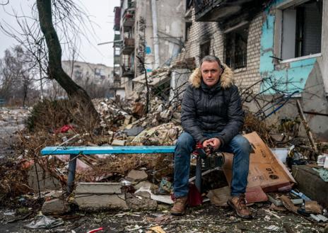 Imagen secundaria 1 - El periodista Mikel Ayestaran ha cubierto diferentes zonas de conflicto como Gaza, Ucrania o Marruecos