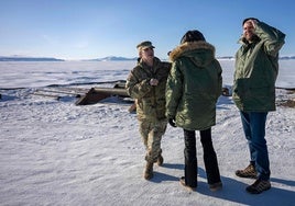 El Pentágono cesa a la comandante de la base militar en Groenlandia por distanciarse del vicepresidente Vance
